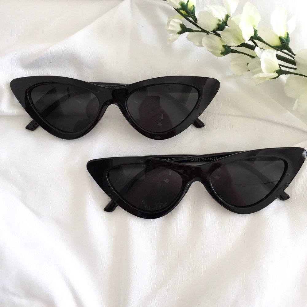 NWT Black Women Cat Sunglasses